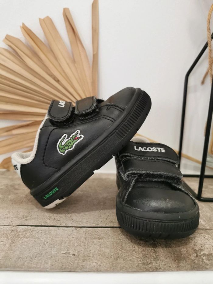 🌿Basket Lacoste enfant taille 19 - photo numéro 2