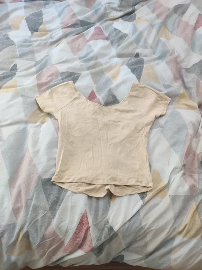 Haut Hollister beige - photo numéro 2