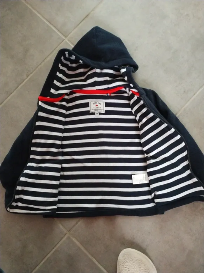Veste 4 ans - photo numéro 2