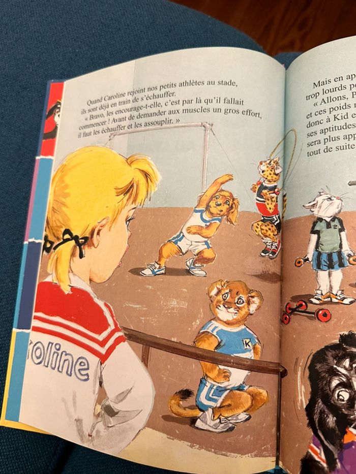 Livre rare Caroline au Stade sport Pierre Probst Hachette Jeunesse vintage - photo numéro 4