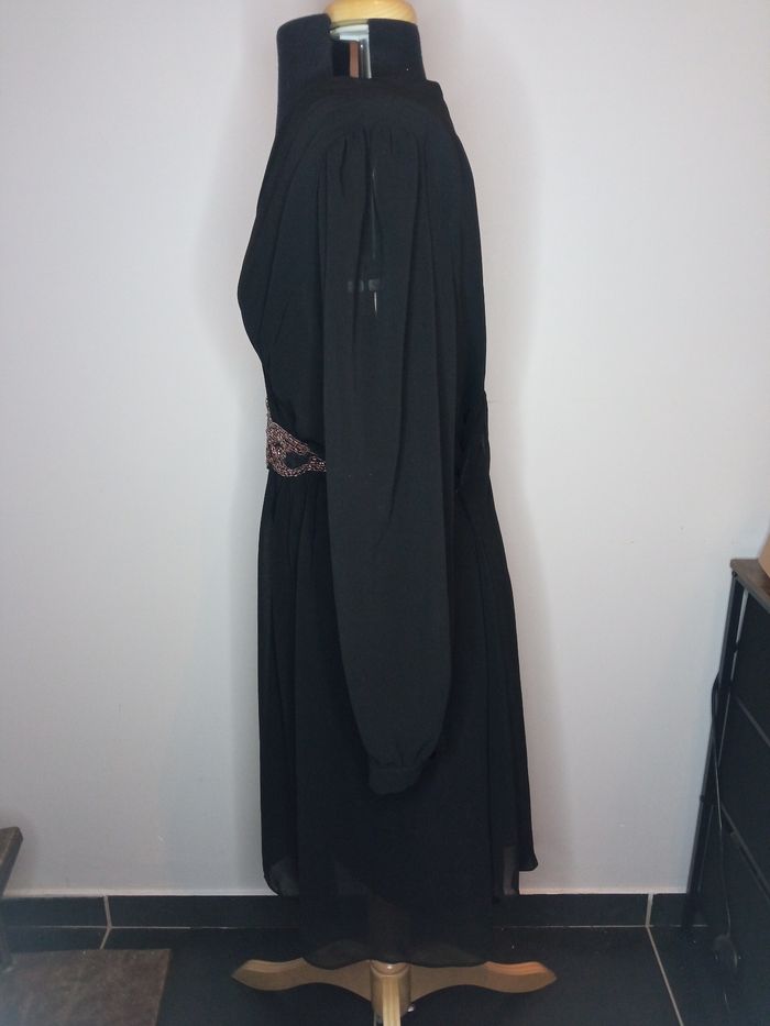 Robe de soirée grande taille - photo numéro 3