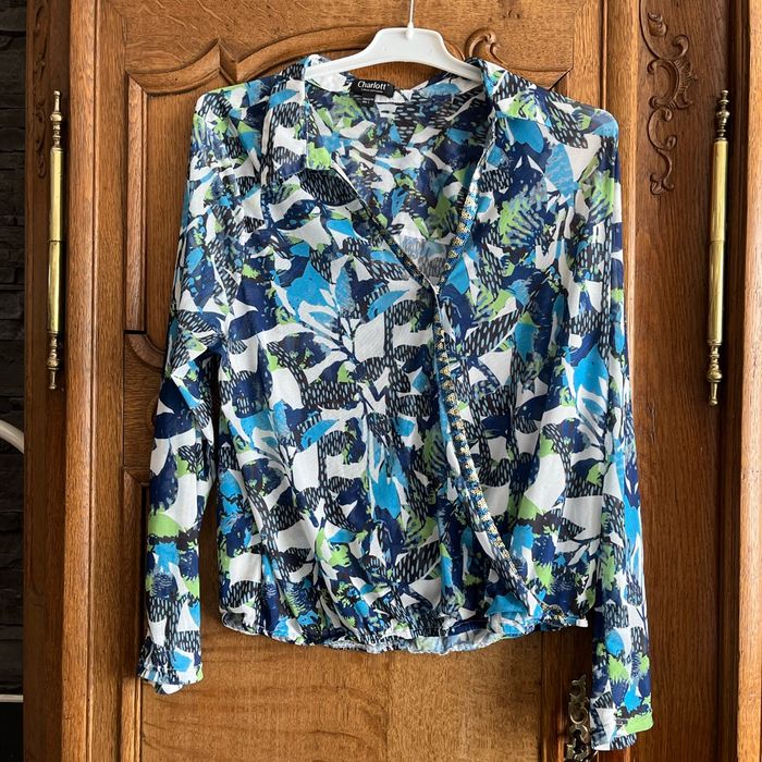 Vêtements en très bon état - photo numéro 4