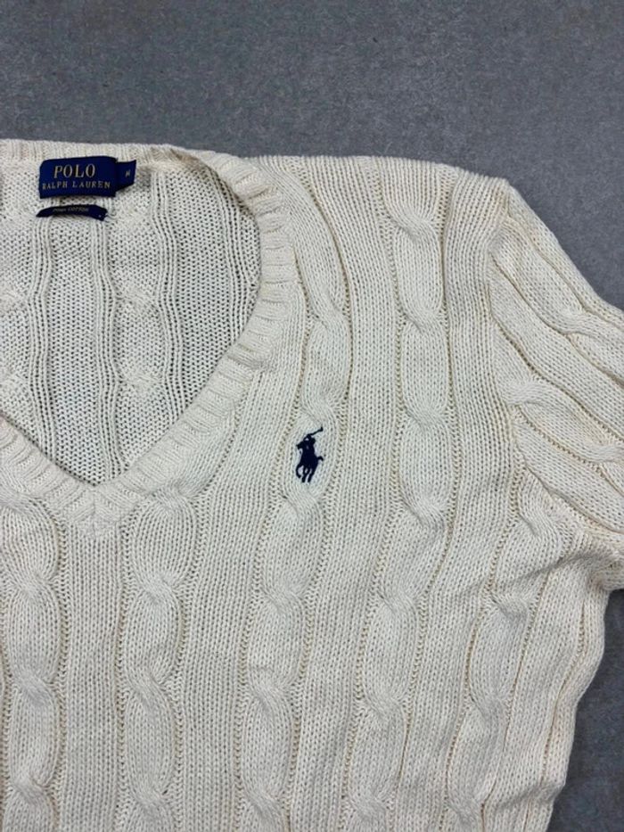 Pull d’hiver torsadé en maille pima Cotton blanc crème logo bleu marine col V taille M femme - photo numéro 4