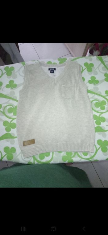 Pull sans manche