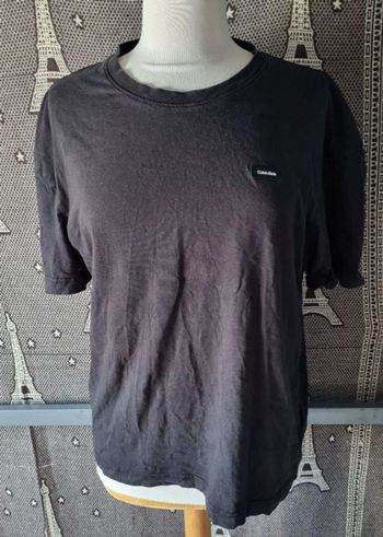 T-shirt noir Calvin Klein taille M