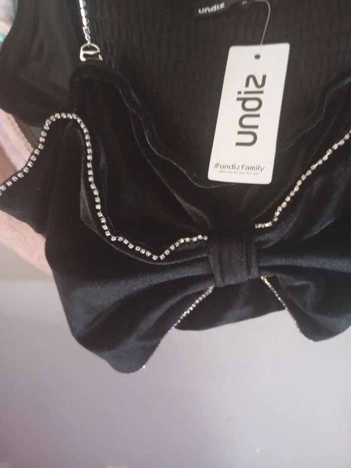 Superbe top neuf étiquette - photo numéro 5
