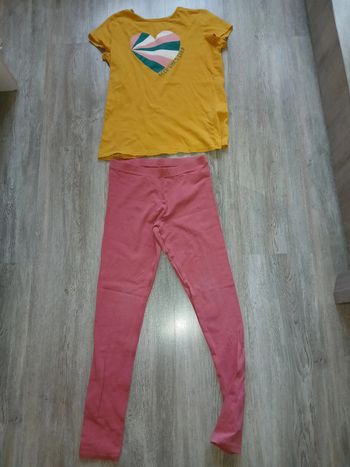 tee shirt coeur et legging rose taille 12 ans
