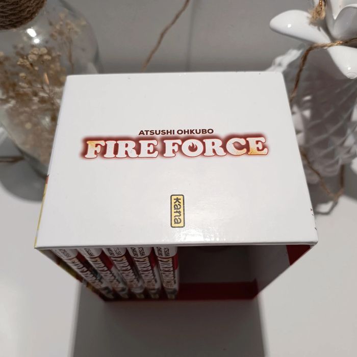 Manga fire force coffret Thermos - photo numéro 3
