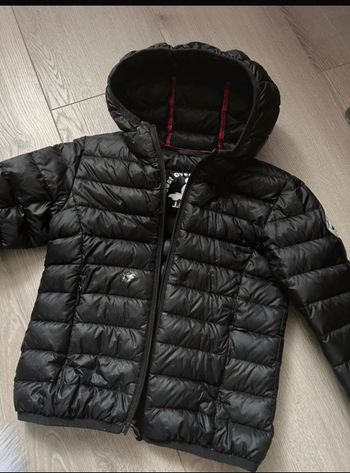Veste jott