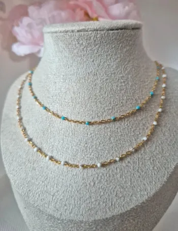 Lot de 2 colliers ras du cou Dorée en acier inoxydable perles blanches et turquoises
