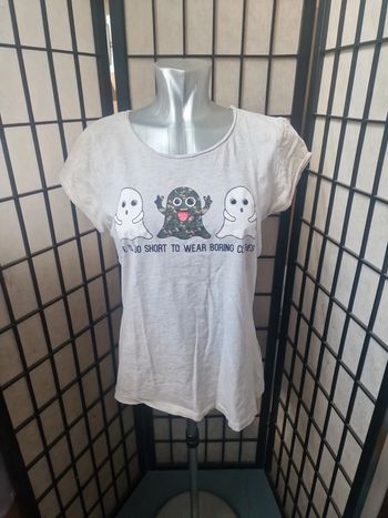 T shirt a donner sur demande avec tout achat