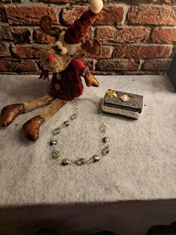 Collier vert et argenté Original