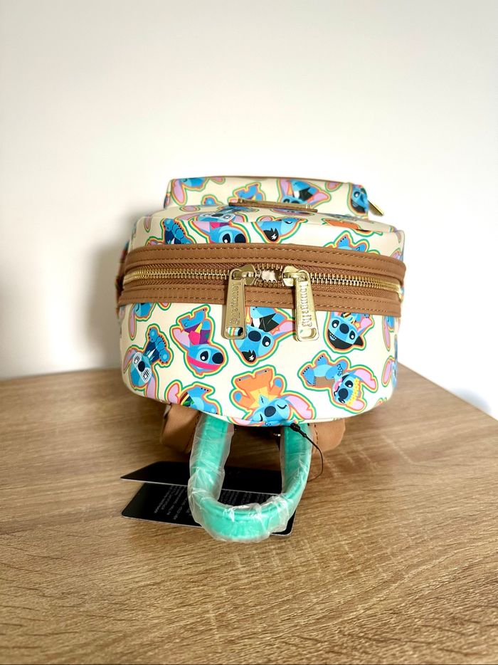 Sac Loungefly backpack Retro Groovy Stitch Disney - photo numéro 5