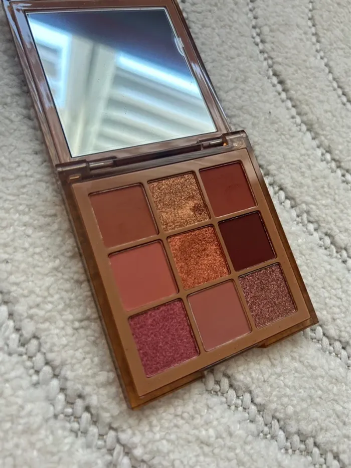 Palette Huda Beauty Nude Médium - photo numéro 3