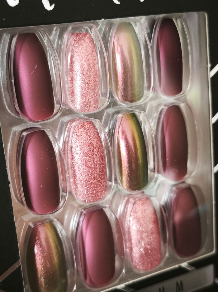 Faux ongles - photo numéro 2
