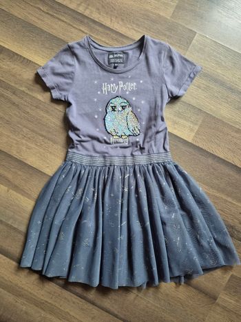 Robe courte grise pailletée à jupons. Taille 8/10 ans. Harry Potter. TBE