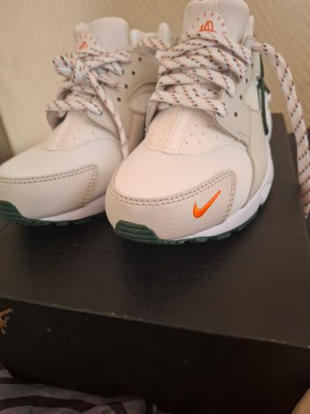 Nike huarache blanche et verte