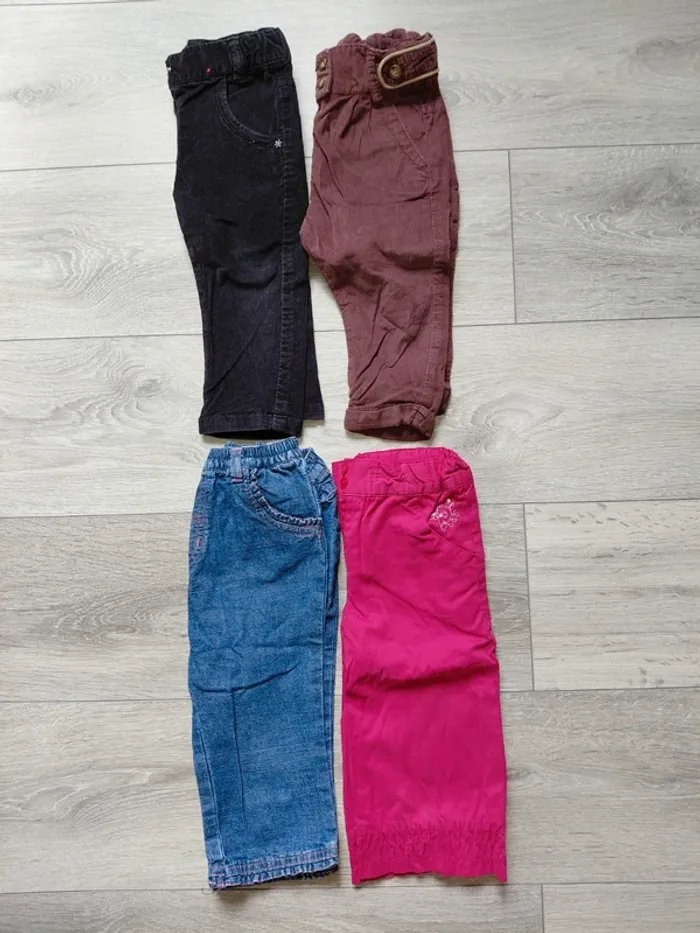 Lot de 4 pantalons velours hiver 18 mois