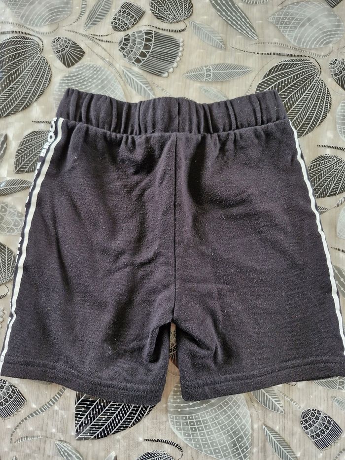 Short garçon - photo numéro 3