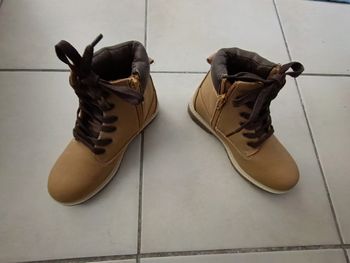 Bottines caramel neuves T34