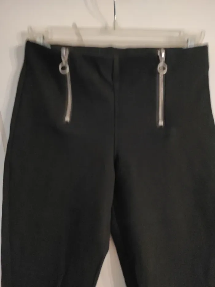 Pantalon legging noir Kiabi taille 12 ans - photo numéro 2