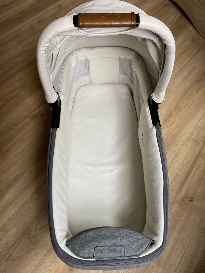 Nacelle Nuna Mixx Next + 4 draps housse - photo numéro 5