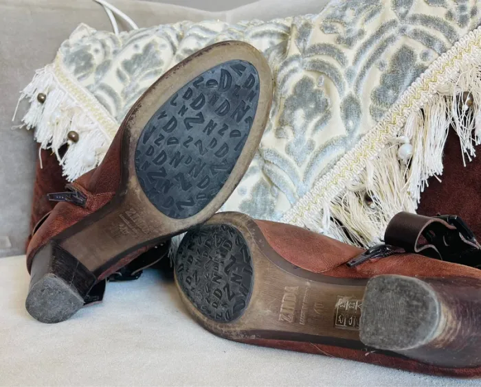 Botine Zinda en cuir taille 40 - photo numéro 4