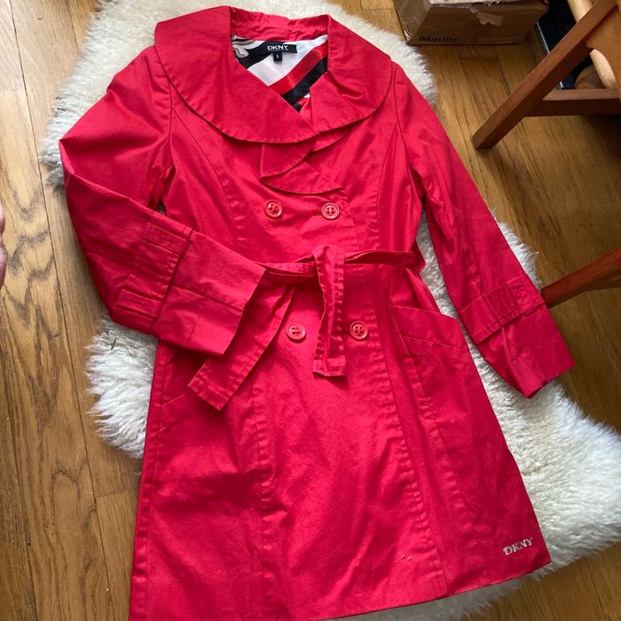 Manteau trench coat D. K, N,Y8 ans.