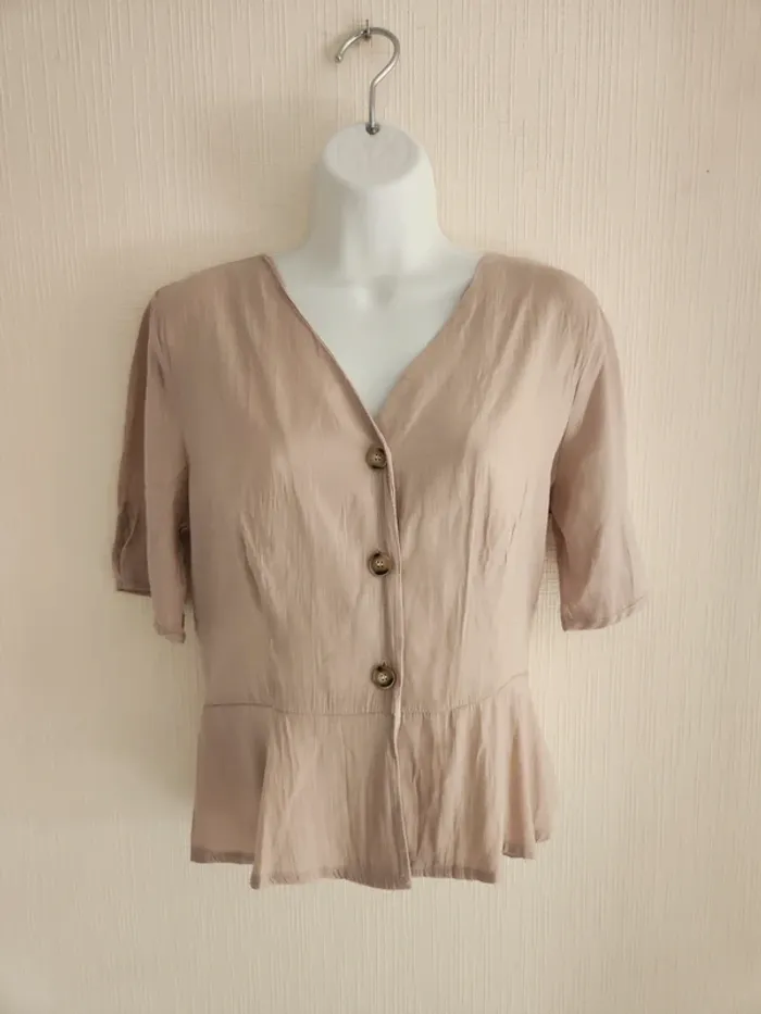 Blouse chemisier beige manches courtes Bachelorette S - photo numéro 2