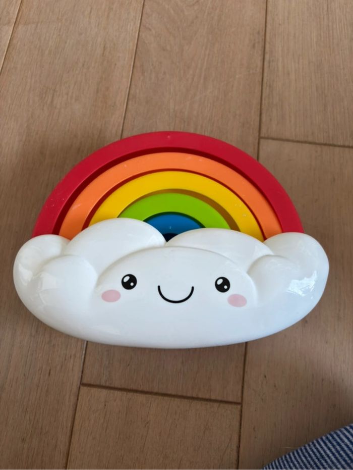 Jeu empilage arc en ciel