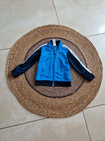Jolie veste Domyos taille 2 ans