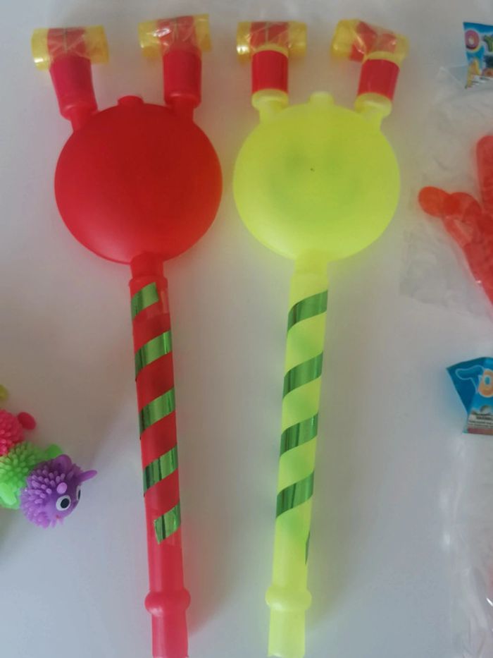 Lot jouets anniversaire 🎂 - photo numéro 9