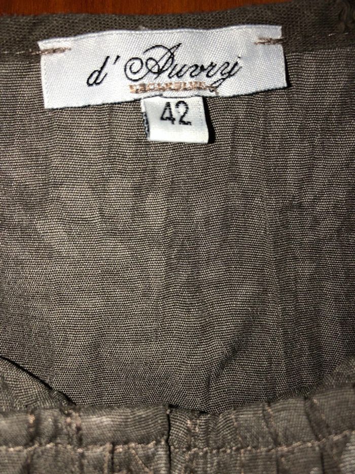 Top gris 42 d’Auvry - photo numéro 2