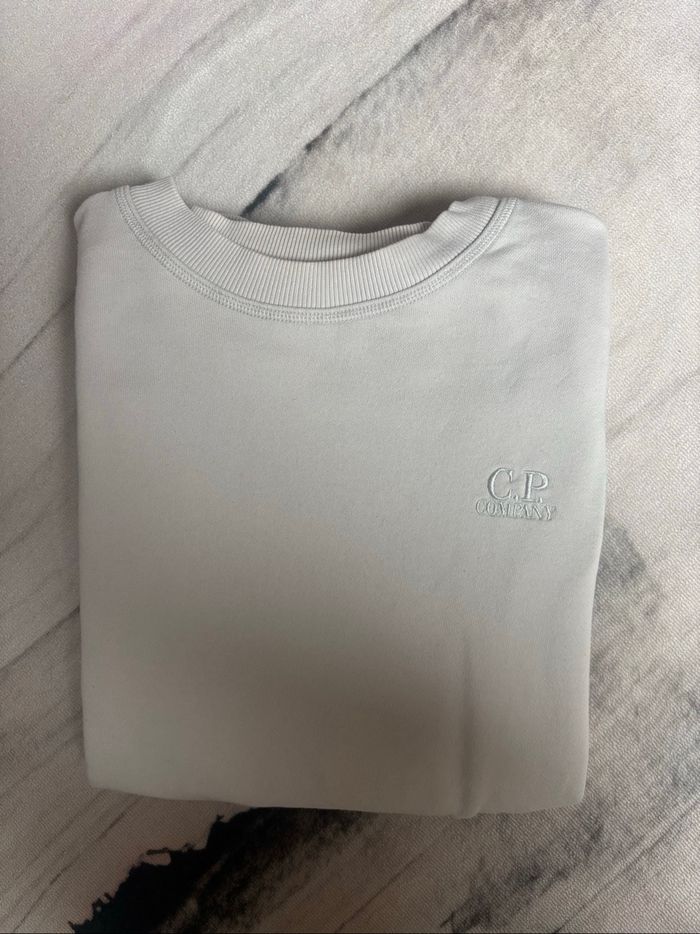 Sweat C.P Company taille S blanc logo brodé ton sur ton - photo numéro 2