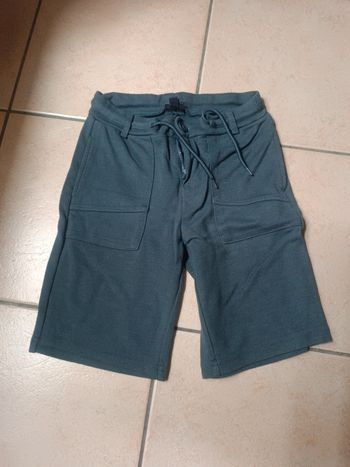 Short bleu Kiabi 8 ans