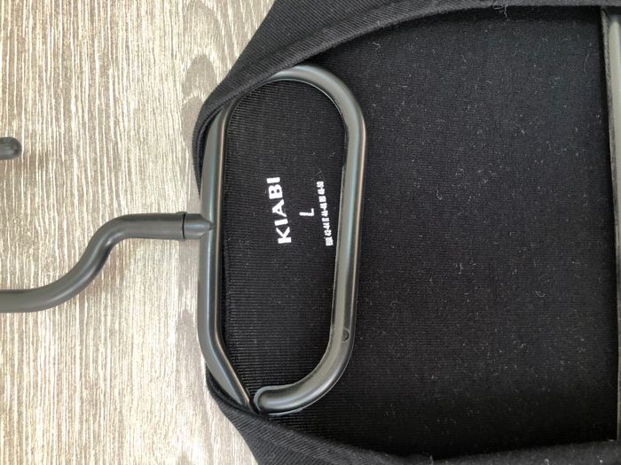 Kiabi Maternité - Gilet porte feuille noire large - photo numéro 7