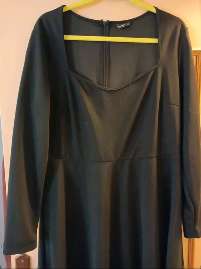 Robe  noir shein  curve  2xl neuf - photo numéro 2