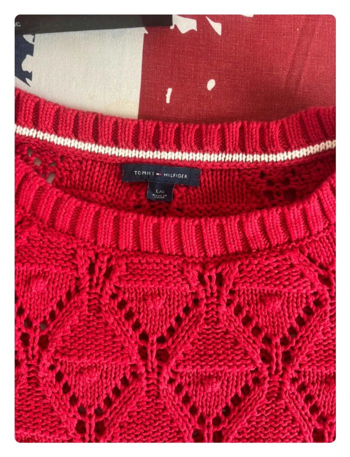 Pull Torsadé Tommy Hilfiger rouge taille L motif broderie - photo numéro 2