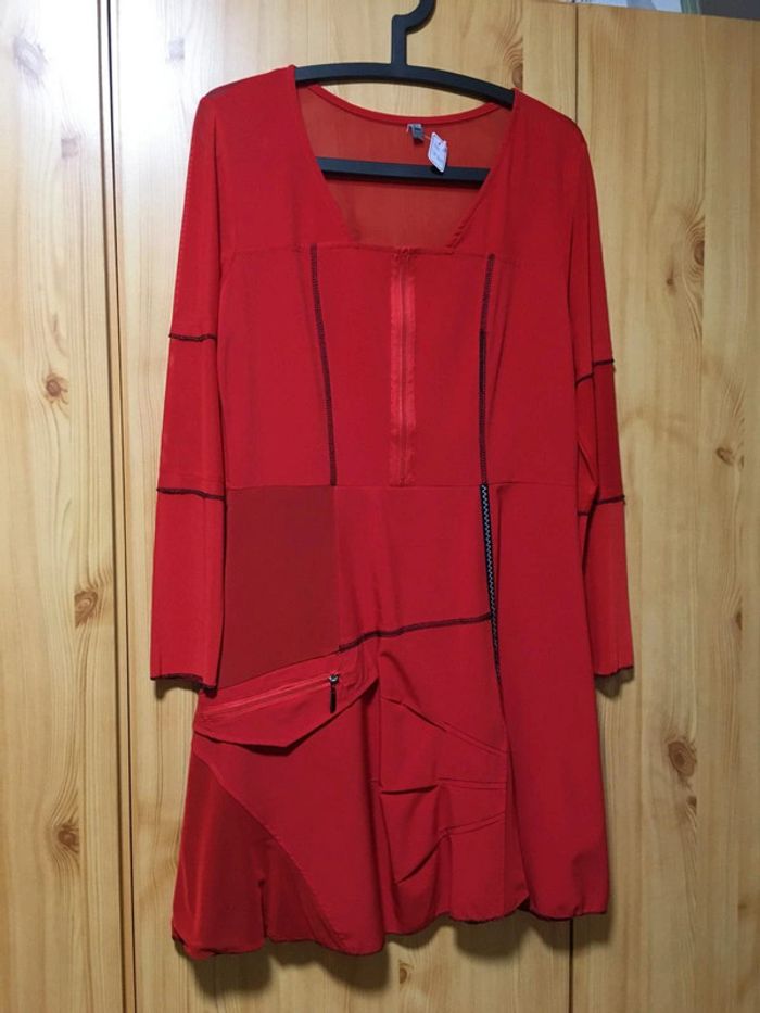Robe rouge neuve avec étiquette de chez glamz en taille 42. - photo numéro 4