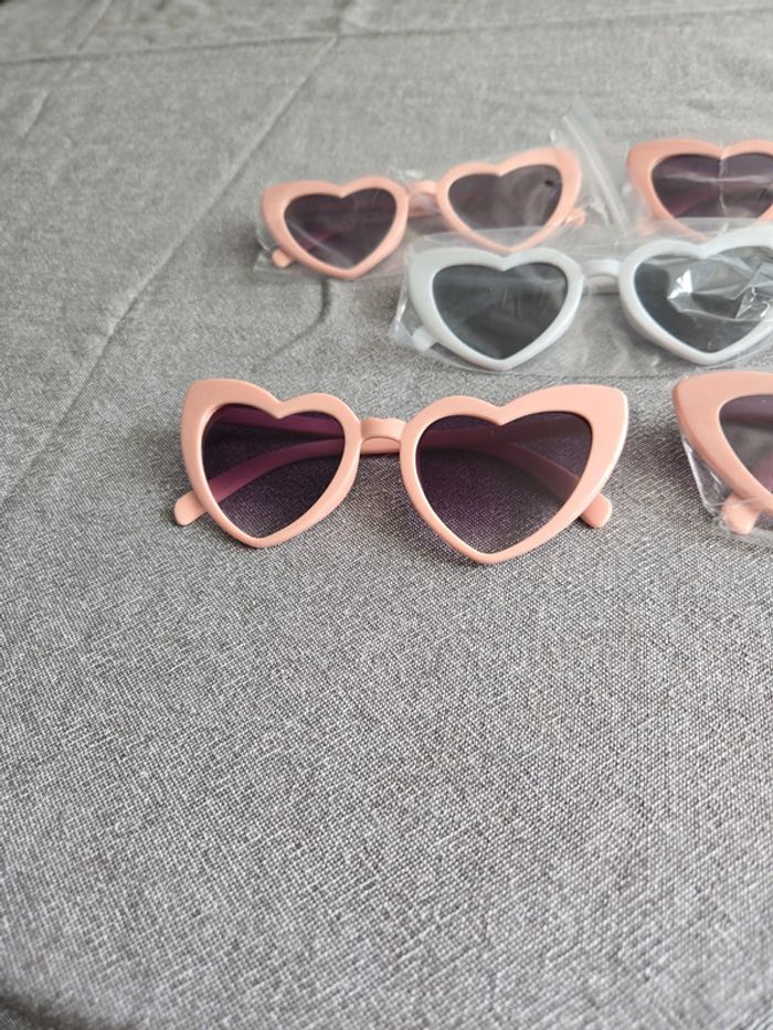 Lunettes de soleil coeur - photo numéro 2