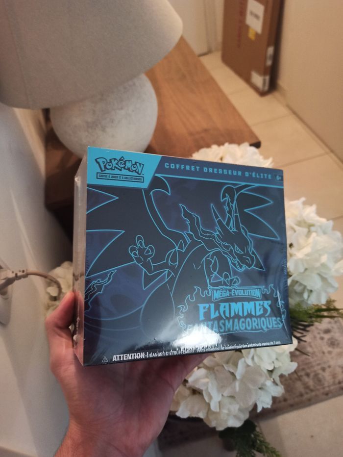 ETB - Coffret dresseur d’élite ME2 - Flammes Fantasmagoriques