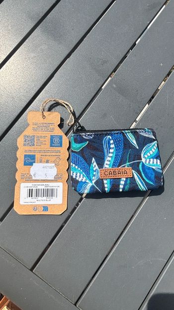 Pochette nano model Fontainebleau Cabaïa