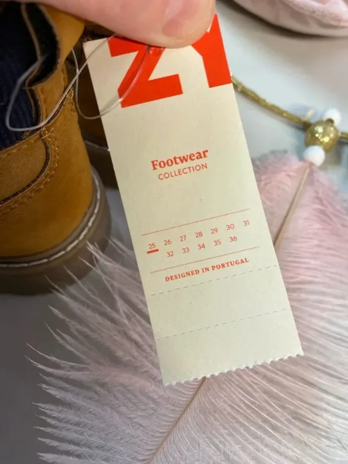Bottines garçon (neuf) - Taille 25 - photo numéro 4