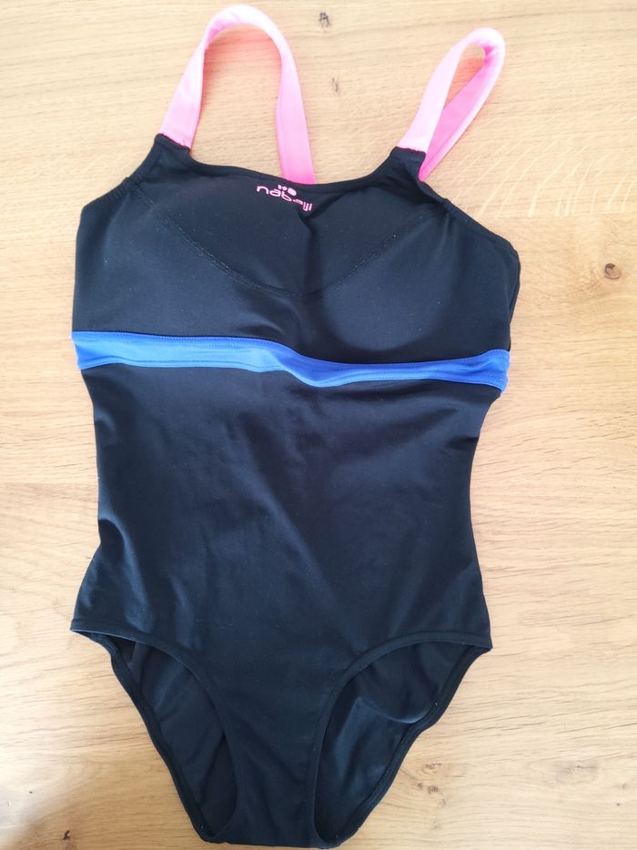 Maillot de bain une pièce noir
