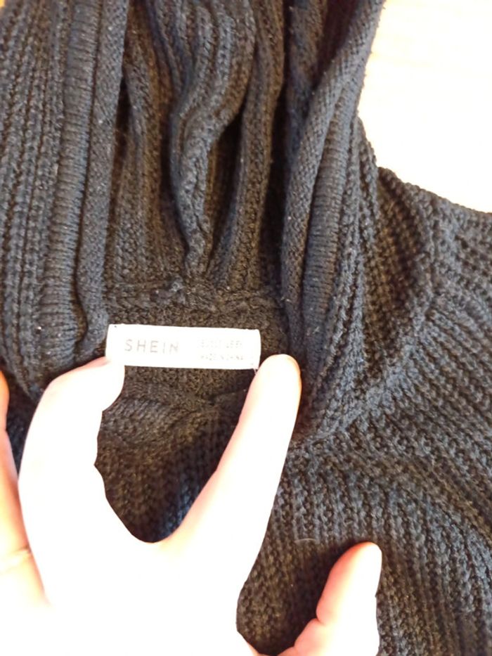 Pull a capuche 5 ans SHEIN - photo numéro 2