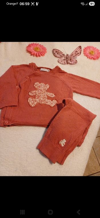 Ensemble bébé taille 12 mois