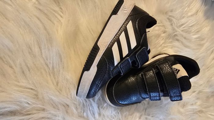 💙😍 🥰😍superbes baskets adidas pointure 24 😍💙 - photo numéro 4