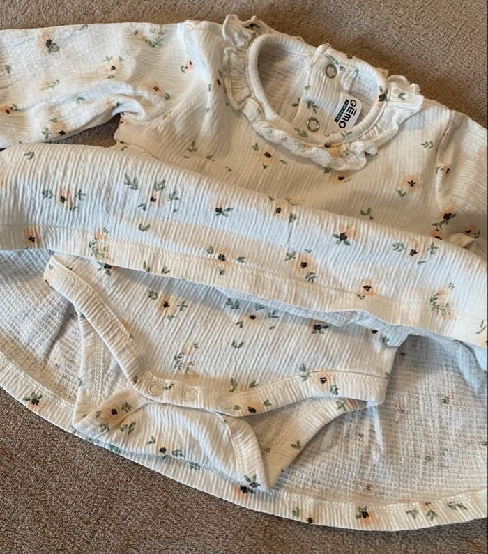 Robe fleuries - photo numéro 2