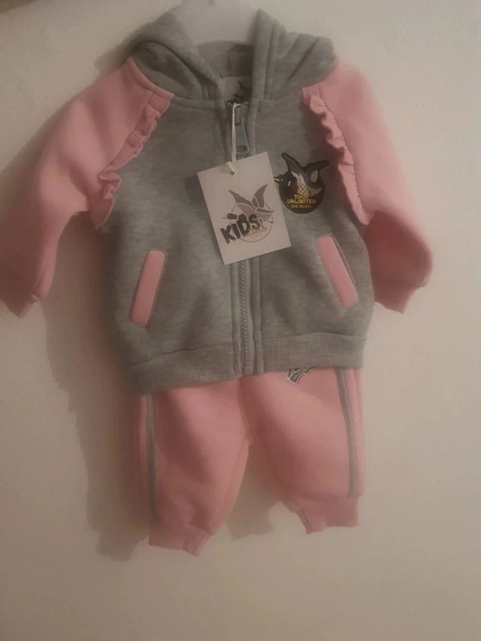 Ensemble bébé 3 mois - photo numéro 4