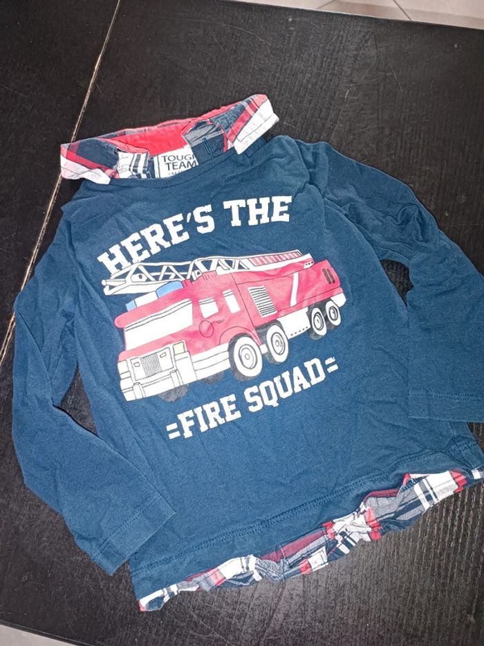 Polo C&A taille 104 cms